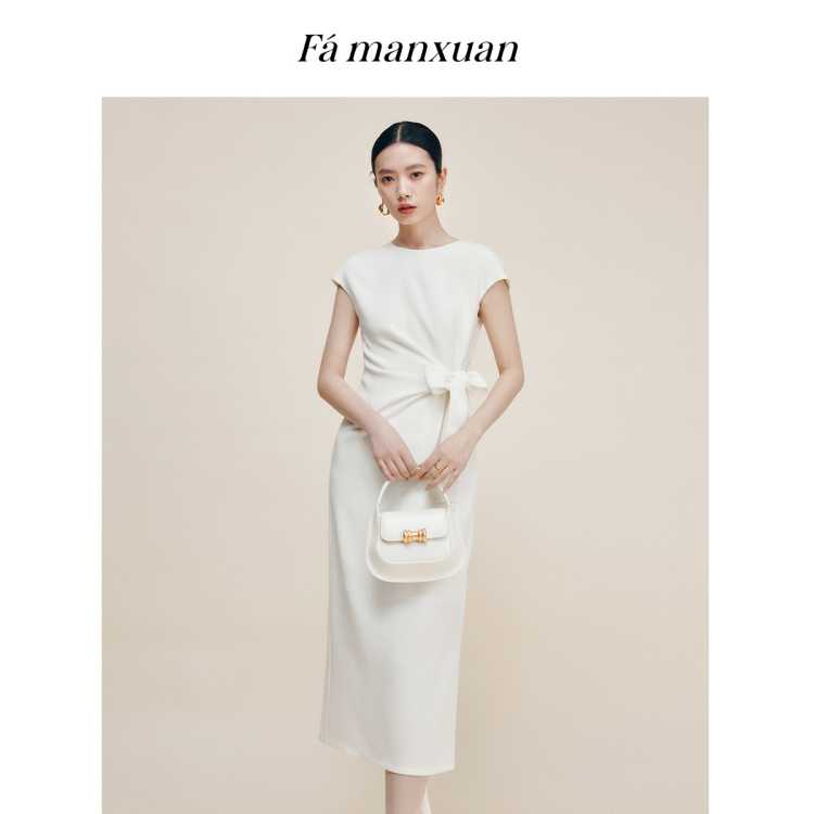 ������ ����Ƹа�������� �߶˰�ɫ��������ȹŮ������ͨ���г���ȹ��492Ԫ