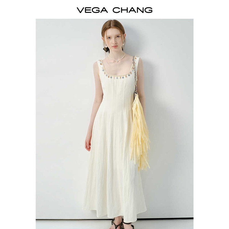 VEGA CHANG ȹŮ2025¿ķʽȹ251.1Ԫ