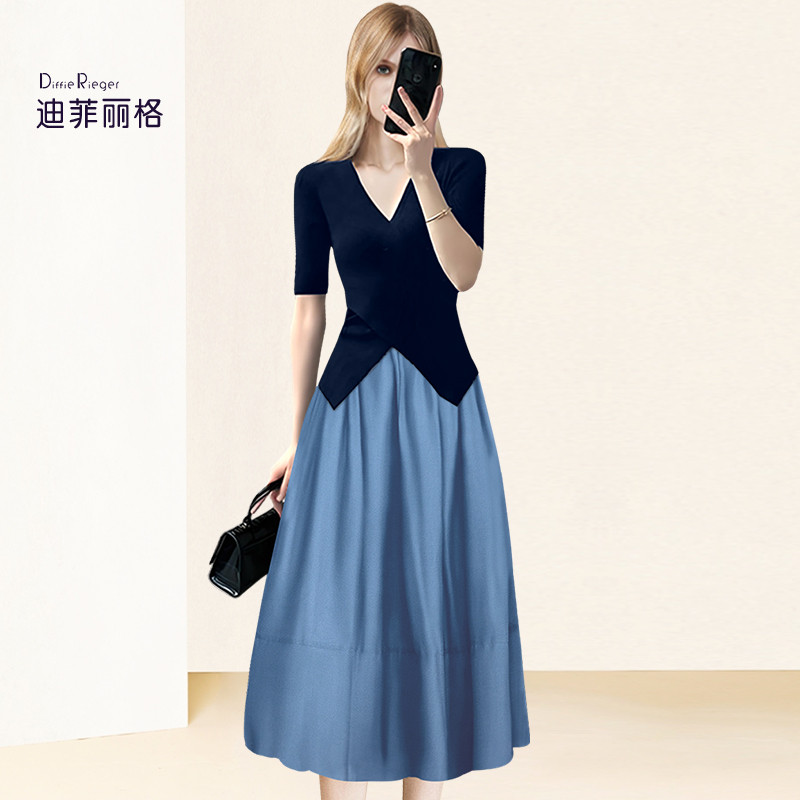 �Ϸ����� ��ʽ��֯��A��ȹ������ Ů��2025�¿� ����������װ 414.1Ԫ