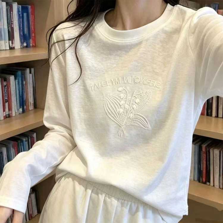 嘉蜜 刺绣雪花棉长袖T恤女早秋薄款罩衫圆领宽松显瘦百搭气质休闲上衣