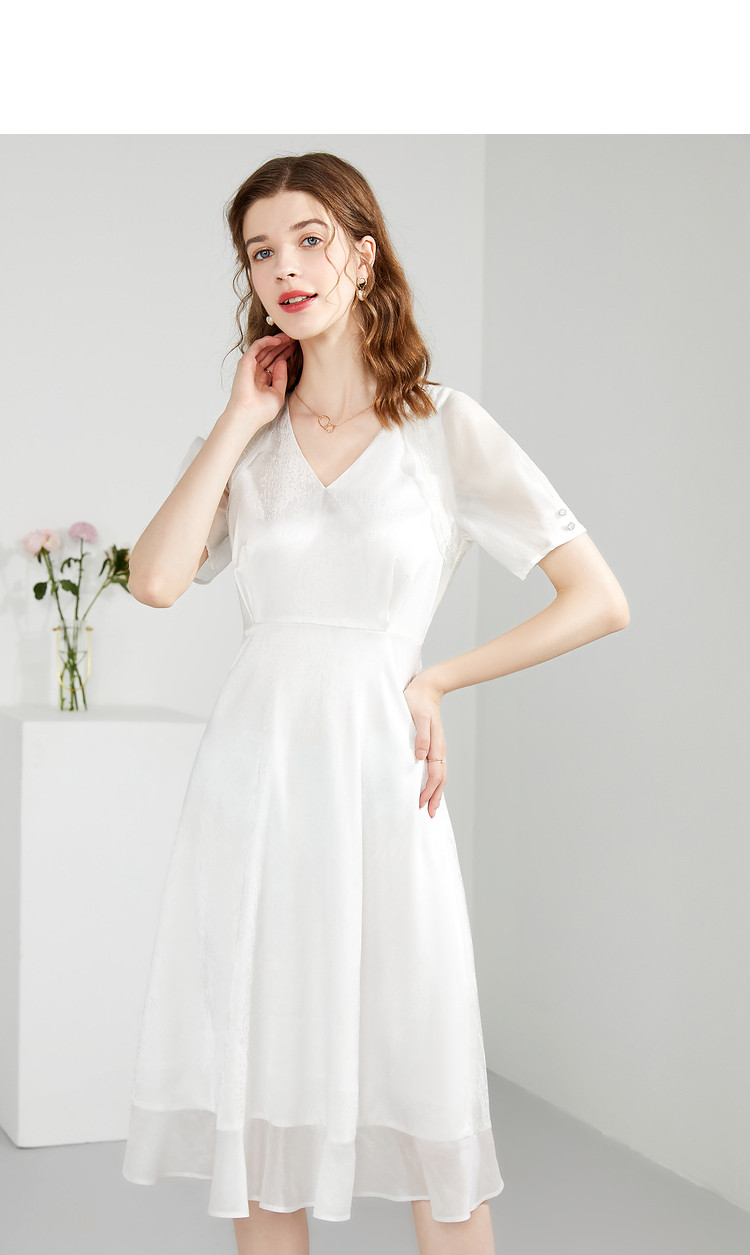 裙子女连衣裙2021优雅吸睛高腰花边拼接鸡心领缎面连衣裙女夏