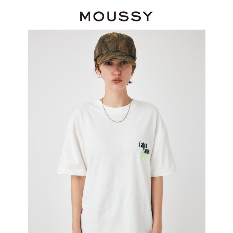 Moussy 夏季新款古着感字母刺绣宽松短袖t恤010gal90-5230 In White