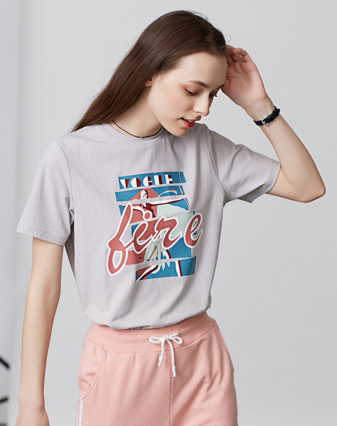 初棉2018夏装新款插画印花灰色短袖t恤女bf打底简约圆领罩衫女装