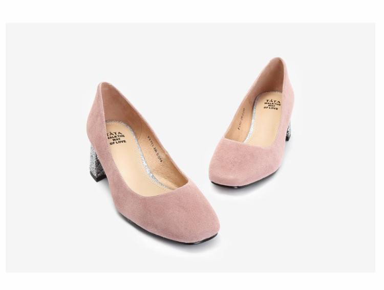 他她2018秋专柜同款粉灰羊皮革绒面方头印花粗跟女单鞋