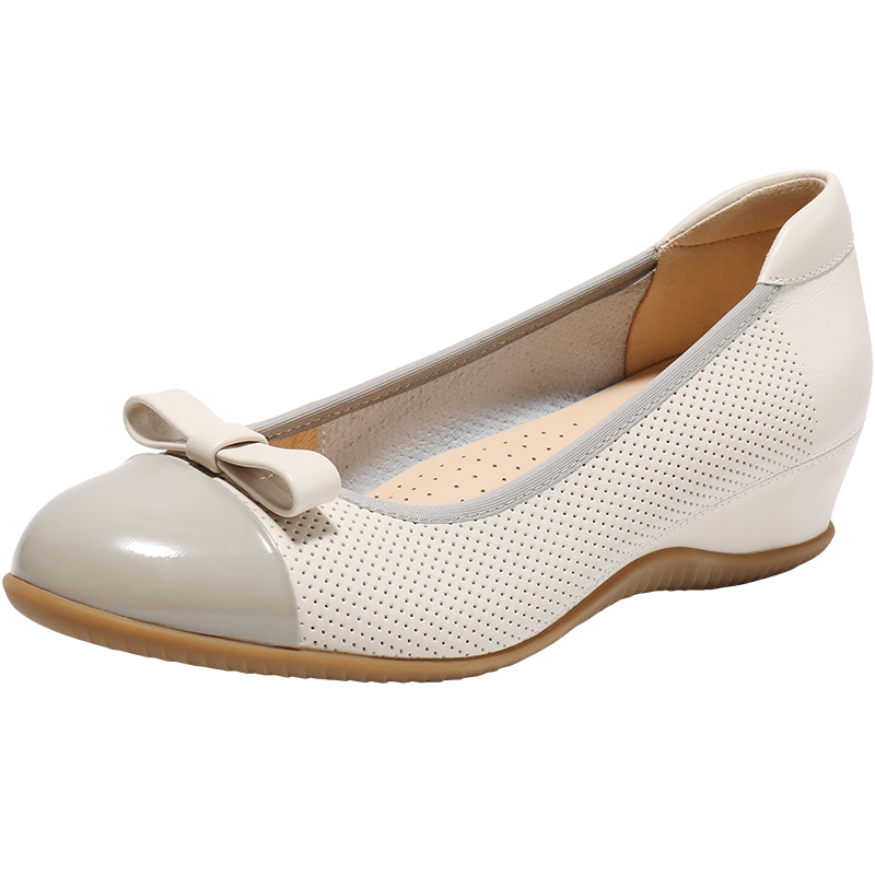 BELLE ��Ƥ����ǳ�ڵ�Ь Ůʿ���������ϰ�Ь 199Ԫ