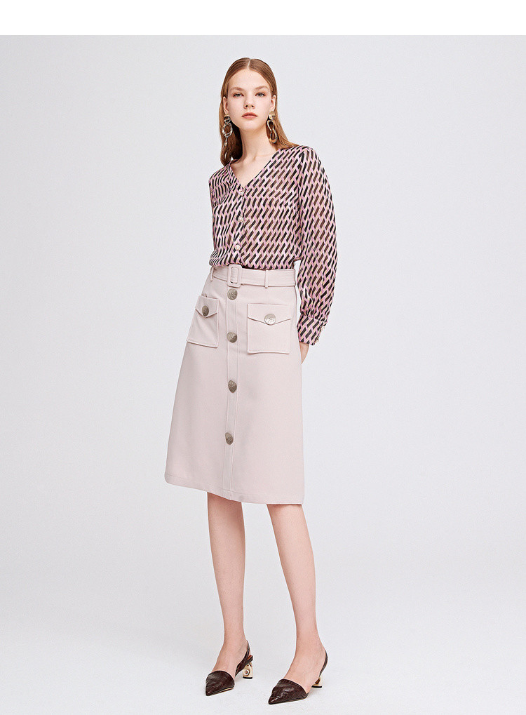 影儿诗篇女装2019年秋季新款时尚v领宽松印花长袖衬衫女