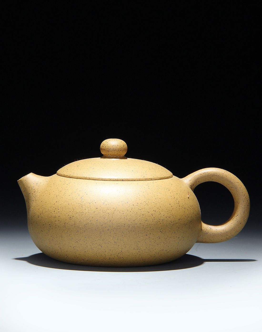 黄泥扁西施 紫砂壶 手工制作