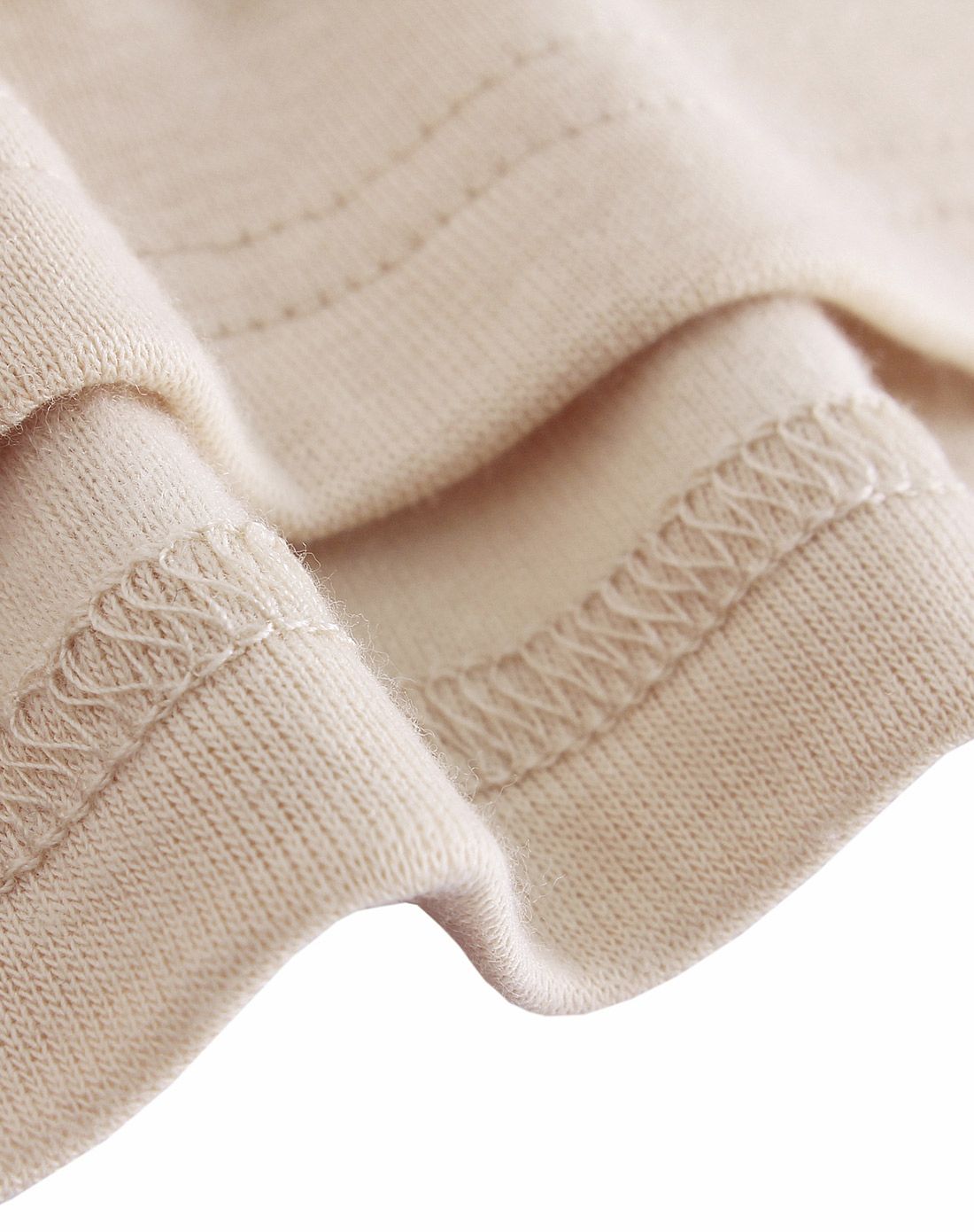 浅藕粉色长袖t恤