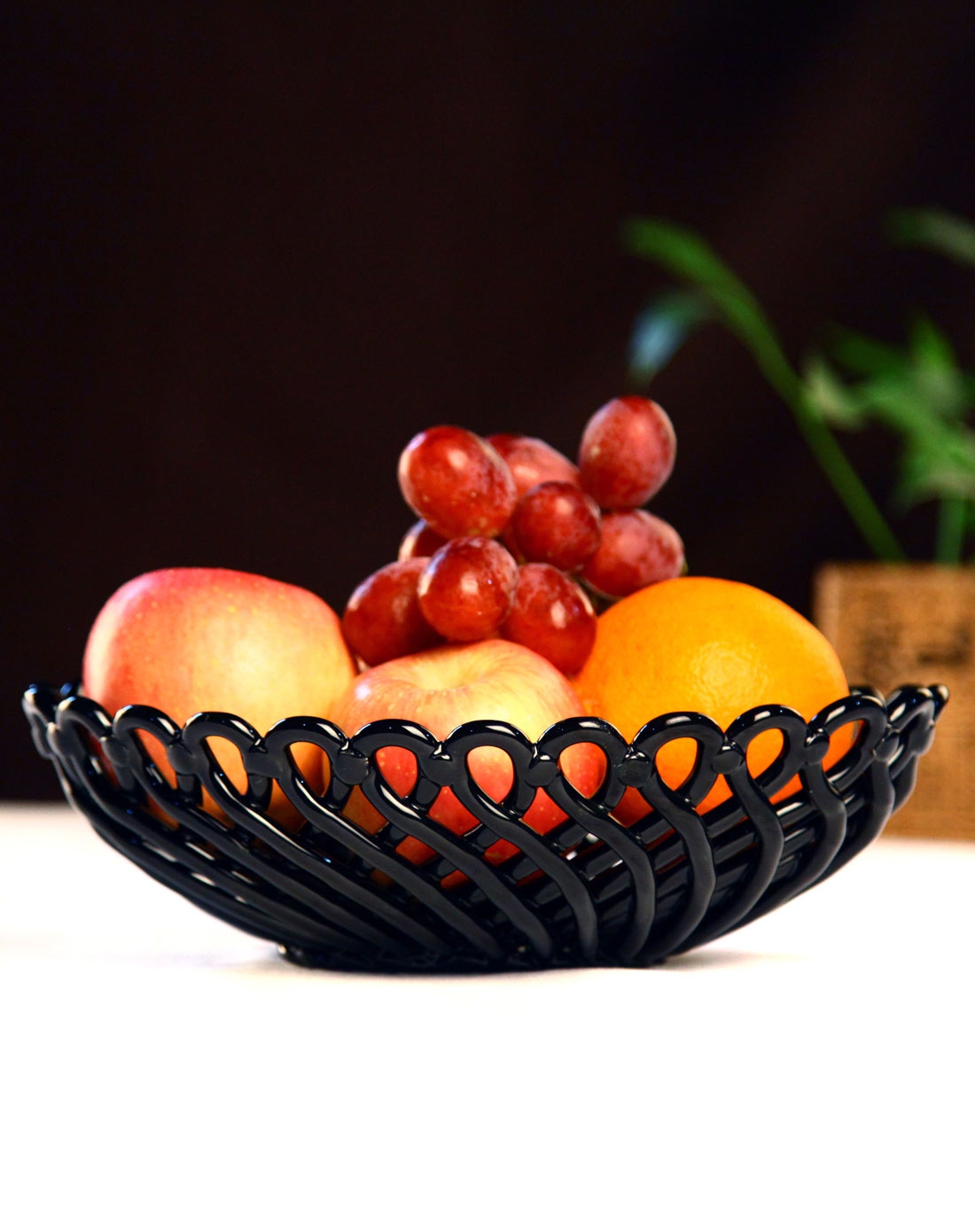 黑色网纹编织圆形水果盘