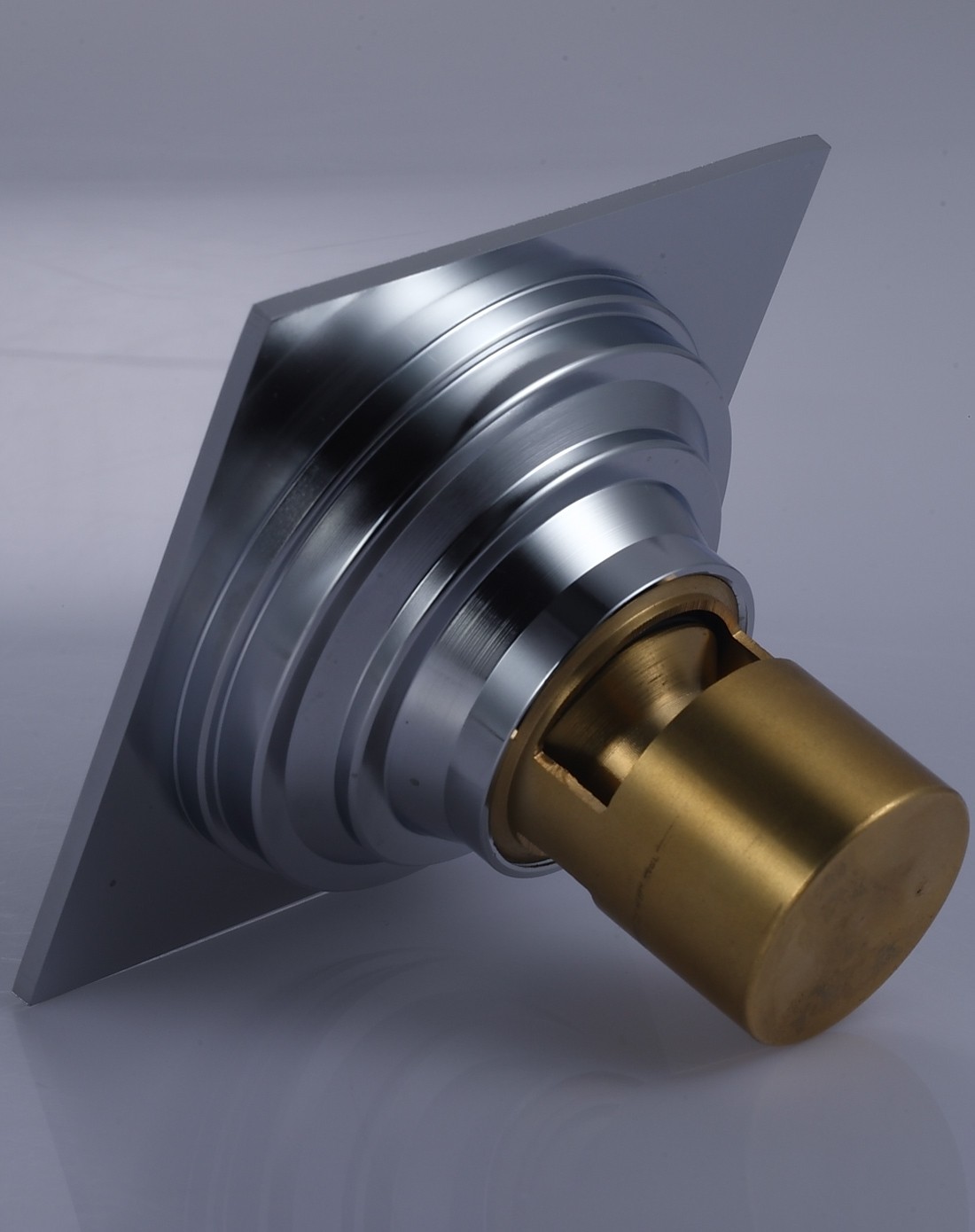 > 全铜防臭深水封铜镀铬亮光面地漏经典款式