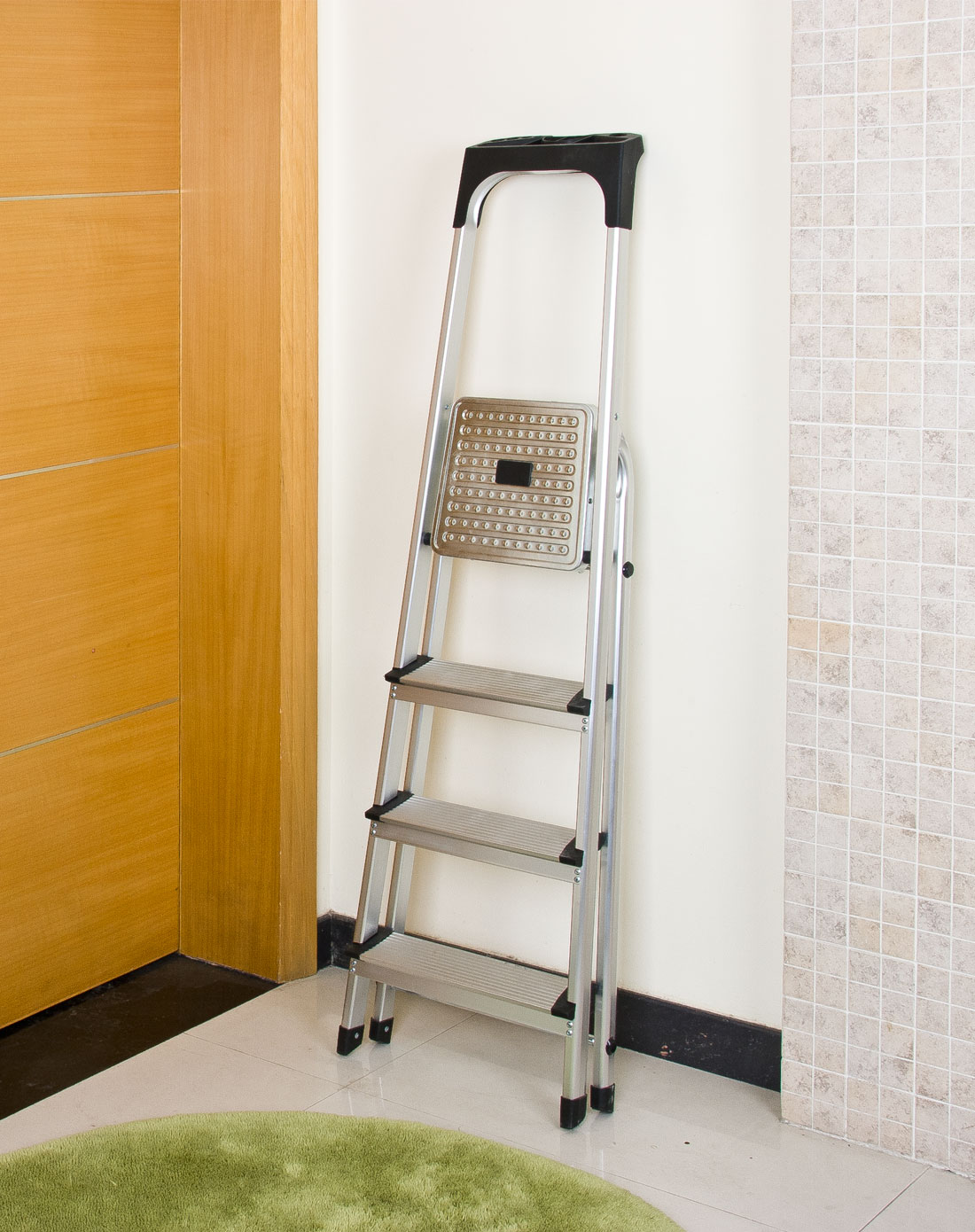 居家必备铝合金四步家用折叠梯