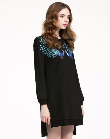 黑色圆领长袖孔雀套头针织连衣裙