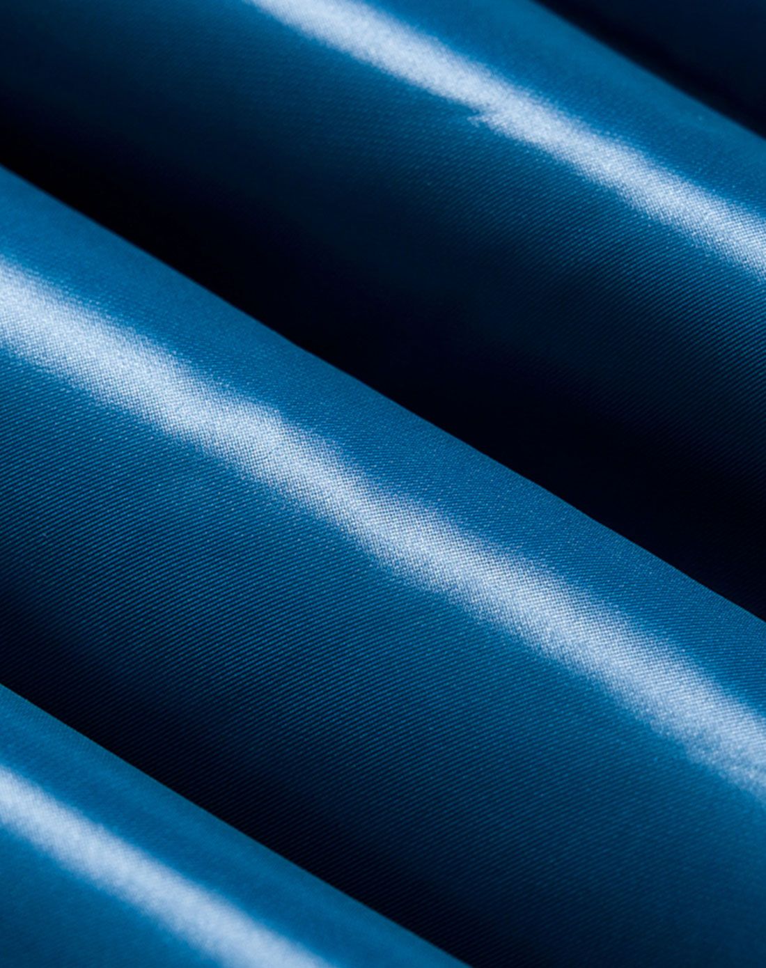 烟雾蓝短款修身女式羽绒服