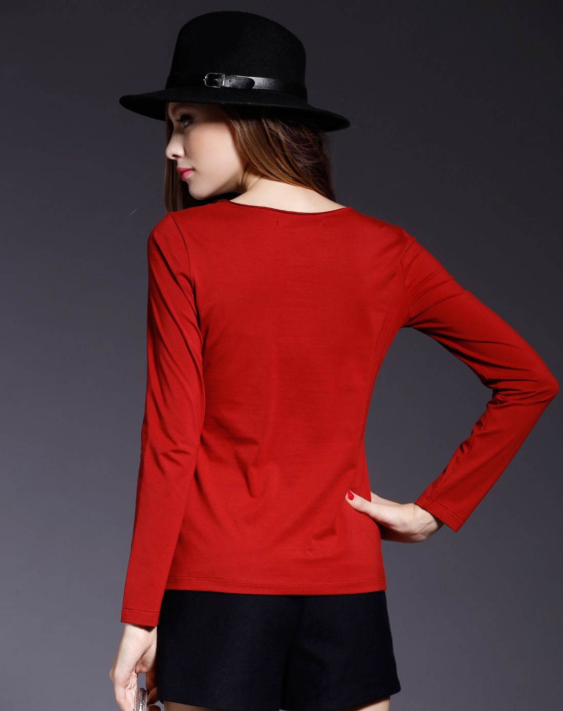 女款枣红色优雅淑女t恤