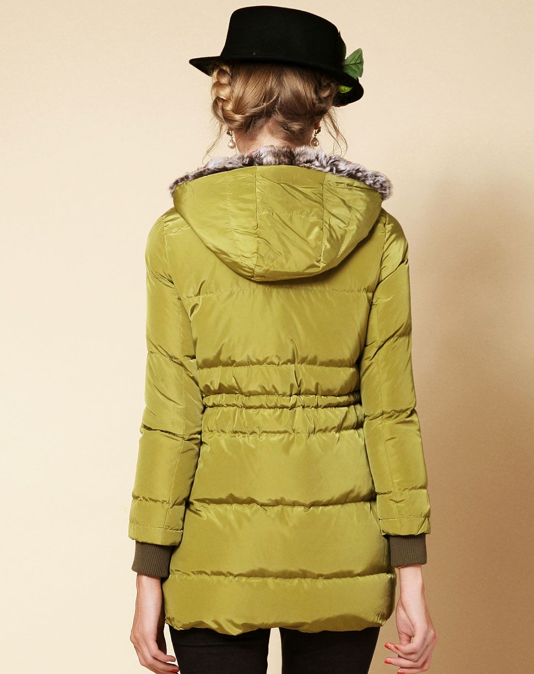 樱草绿高档超保暖白鸭绒羽绒服女