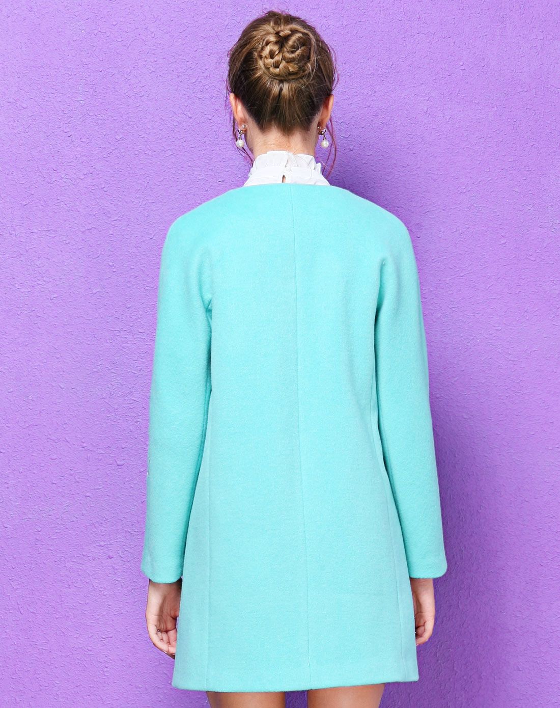 青色刺绣茧型中长款毛呢外套