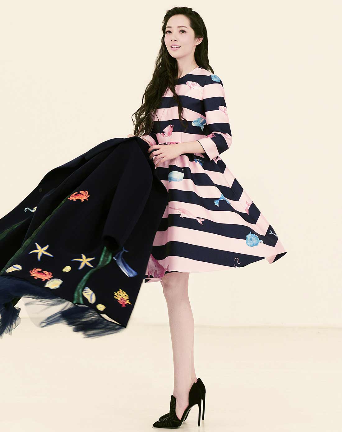 d2c 李薇 《女神新装》海底世界系列印花大裙摆连衣裙