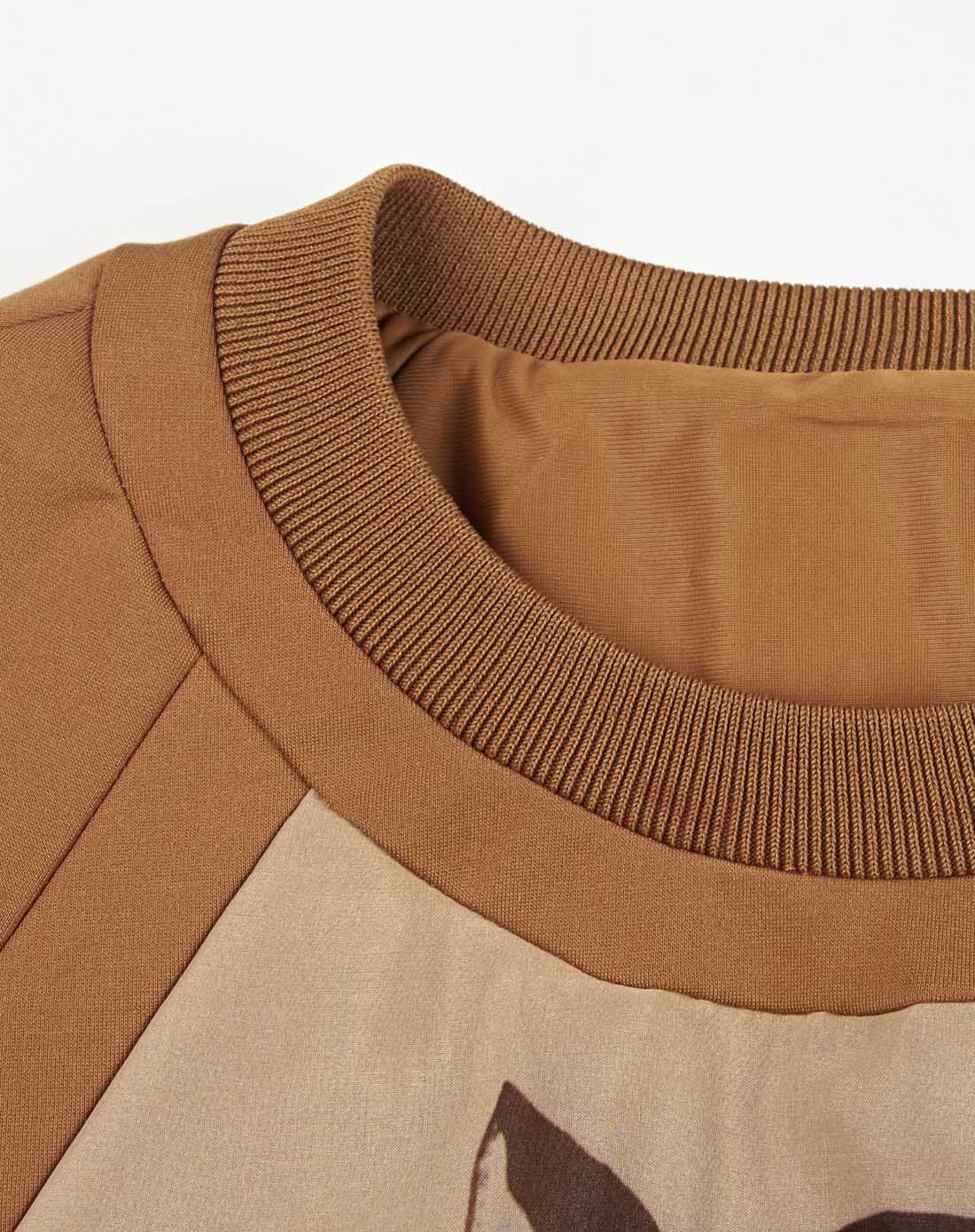 浅棕色狐狸图案童趣卫衣