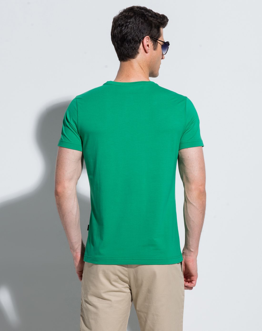 青绿色圆领简约百搭短袖t恤